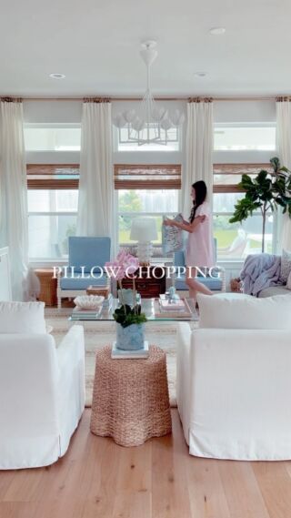 I don’t care what anyone says, I will forever chop my pillows. In or out, it will always be a timeless look to me and I will chop my pillows to my hearts’ delight all day, every day. Pillow choppers unite! #pillows #grandmillennial #grandmillennialdecor #grandmillennialstyle #grandmillennialhome #pillowchop