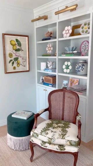Dopamine decor is my specialty! 🩷🩷🩷 I always say - buy what you love, and you’ll always find the perfect place for it in your home! Comment SHOP for room sources! #grandmillennial #grandmillennialhome #grandmillennialdecor https://liketk.it/5425g